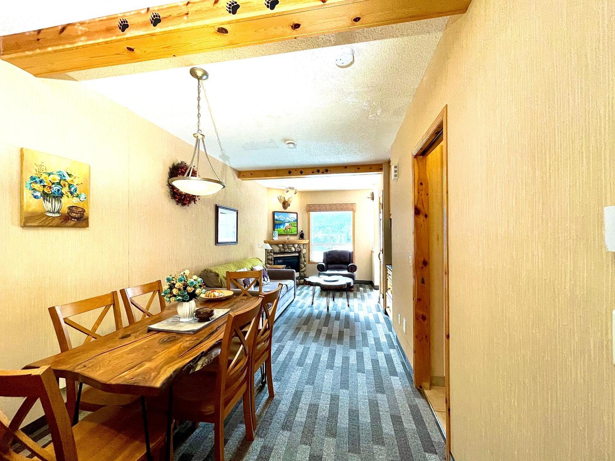 Mountainview -Privatechalet Sleep7- 5Min To Dt Vacation Home Canmore Exterior photo